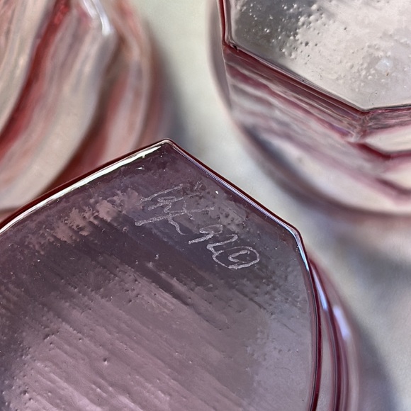 Extraordinary hand blown glasses set of 2 plus one free! - Picture 11 of 12